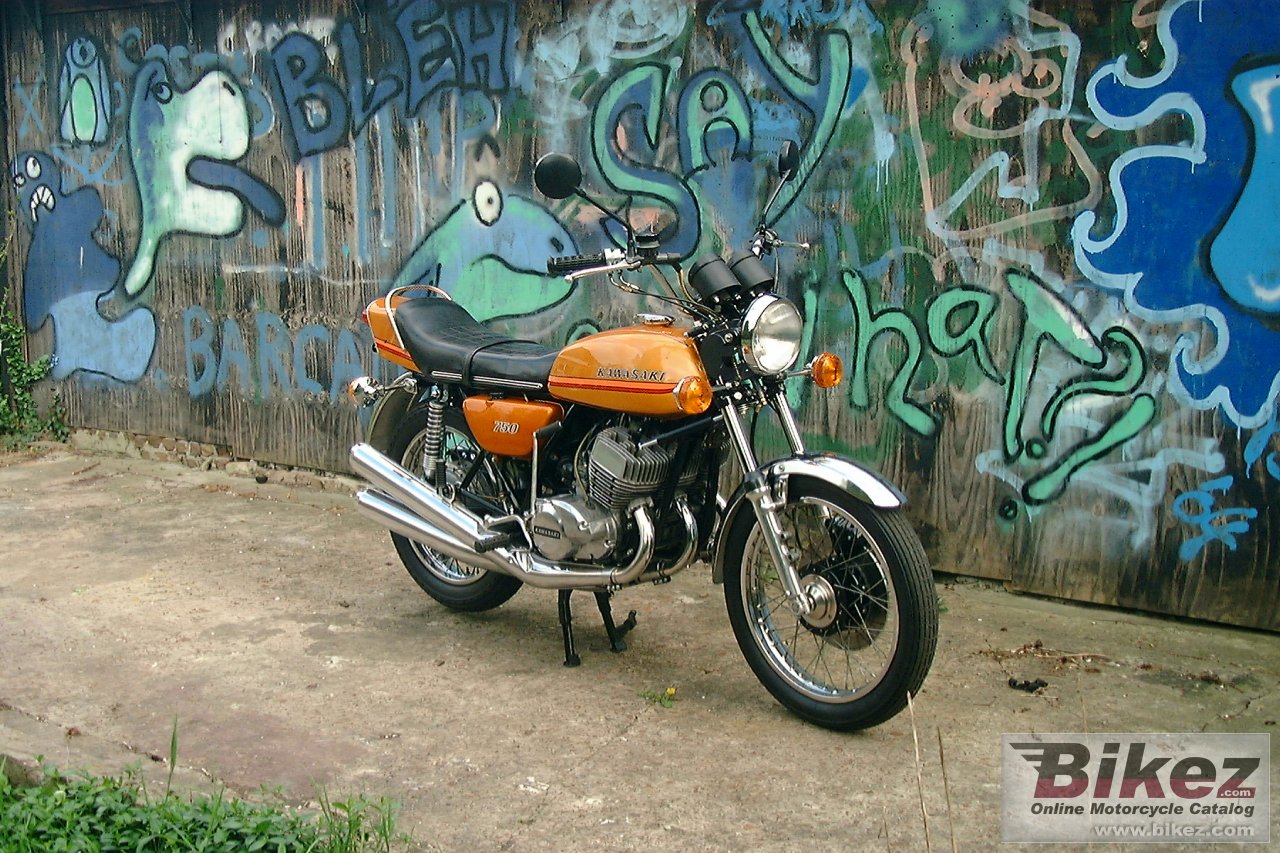 Big  750 h 2 mach iv picture and wallpaper from Bikez.com